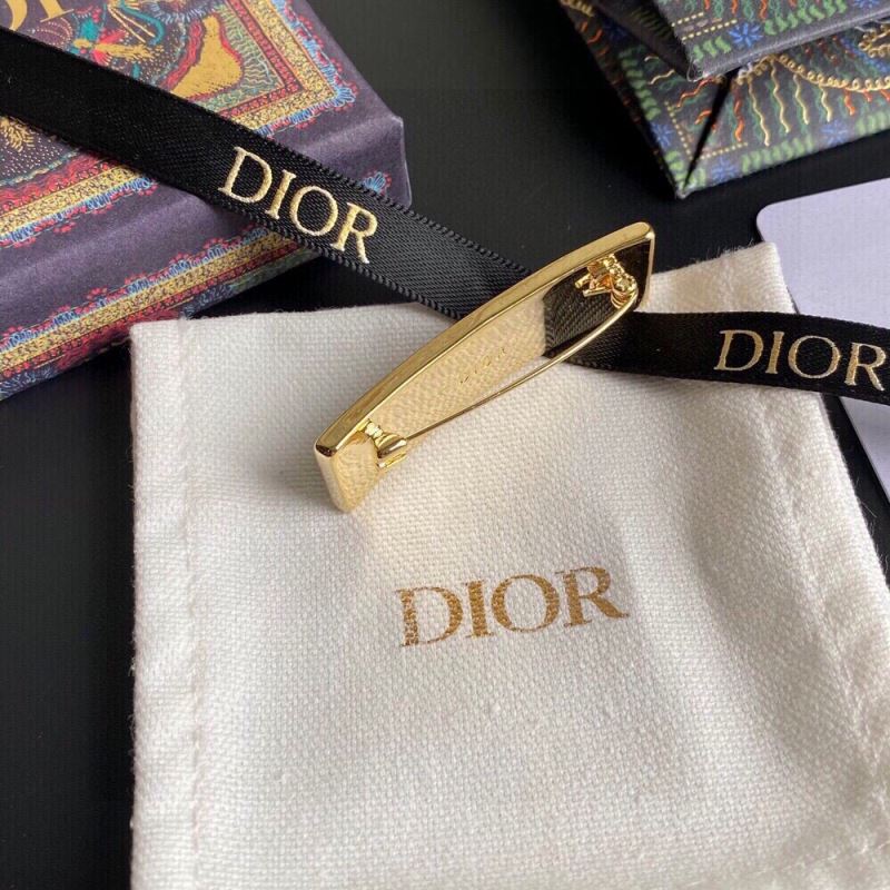 Christian Dior Brooches